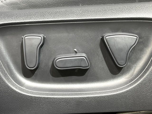 �y�p���[�V�[�g�z�X�C�b�`��ŊȒP�ɃV�[�g�̔��������\!�d��������͂�����܂���!���K�ȃV�[�g�|�W�V�����ɃZ�b�g���āA���K�ȃh���C�u�����y���݂��������B