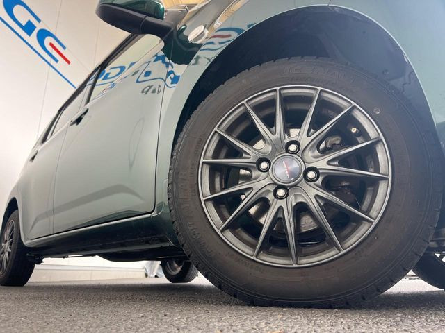 �y14�C���`�A���~�z�C�[���z�O�ςɃ}�b�`�����A���~�z�C�[���𑕒����Ă���܂��B�e��A���~�z�C�[����A�X�^�b�h���X�^�C�����戵�����Ă���܂��B���񂲑��k����������