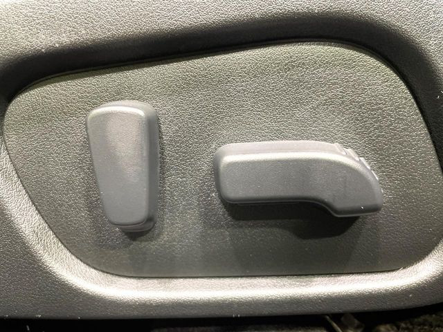 �y�p���[�V�[�g�z�X�C�b�`��ŊȒP�ɃV�[�g�̔��������\!�d��������͂�����܂���!���K�ȃV�[�g�|�W�V�����ɃZ�b�g���āA���K�ȃh���C�u�����y���݂��������B