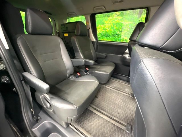 ���ڒ����̓E�H�[�N�X���[�ƂȂ��Ă���܂��B���ڂƎO��ڂ̈ړ�����~�肪�Ƃ��Ă��y�ɂȂ�̂ŁA���~��̍ۂ��X�g���X�������邱�Ƃ͂���܂����