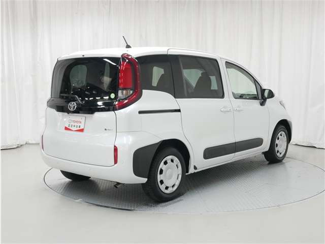 シエンタハイブリッド 1.5 G E-Four 4WD