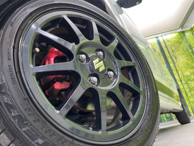 【純正15インチアルミホイール】外観にマッチした純正アルミホイールを装着しております。各種社外アルミホイールや、スタッドレスタイヤも取扱いしております。是非ご相談ください♪