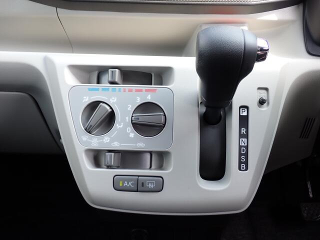 �V�t�g�ƃG�A�R���ł��B�_�C�������̃}�j���A���G�A�R���ɂȂ�܂��B�V���v���Ŏg���₷��!