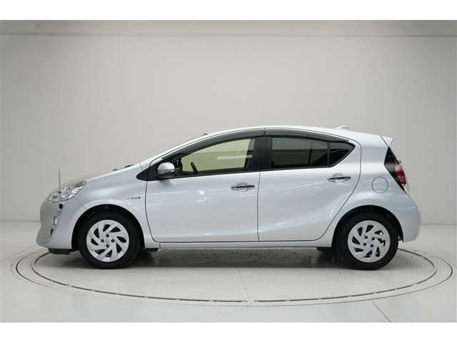 アクア1.5 S スタイルブラック