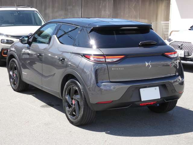 DS3クロスバックE-TENSEパフォーマンスライン