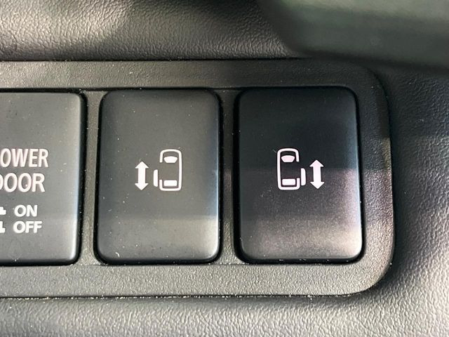 �y�����p���[�X���C�h�h�A�z�X�}�[�g�L�[��^�]�Ȃ̃X�C�b�`�Ō�ȗ����X���C�h�h�A�̊J���\���d��������͂����ăh�A���J����K�v�������A�����Ȃ��q�l�ł��ȒP�ɊJ���߂ł����K�ł���