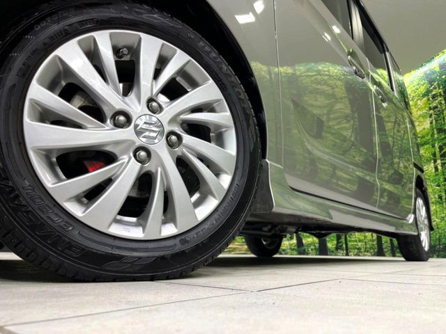 �y����14�C���`�A���~�z�C�[���z�O�ςɃ}�b�`���������A���~�z�C�[���𑕒����Ă���܂��B�e��ЊO�A���~�z�C�[����A�X�^�b�h���X�^�C�����戵�����Ă���܂��B���񂲑��k����������