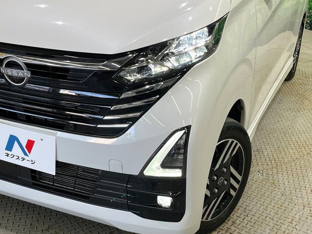 �w�b�h���C�g��e�[�������v&�A���~�z�C�[�����̊e��R�[�e�B���O���I�X�X�����Ă���܂��B�����Y�����̉��΂݂≘���}���A���ꂢ�ȏ�Ԃ������e�i���X���X�ŕۂĂ܂���