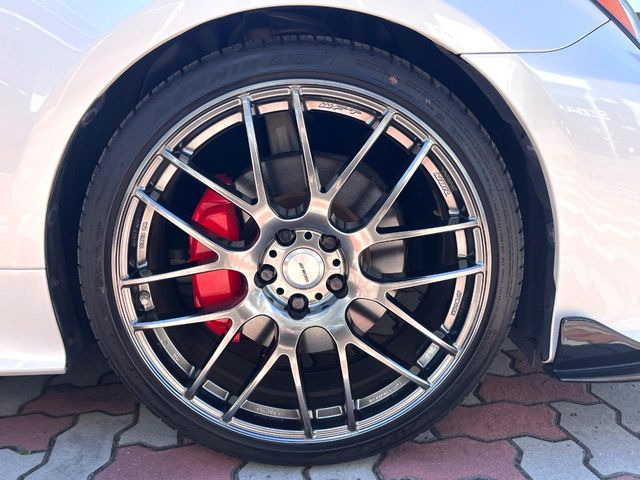 �yWORK20�C���`�A���~�z�C�[���z�O�ςɃ}�b�`�����A���~�z�C�[���𑕒����Ă���܂��B�e��A���~�z�C�[����A�X�^�b�h���X�^�C�����戵�����Ă���܂��B���񂲑��k����������