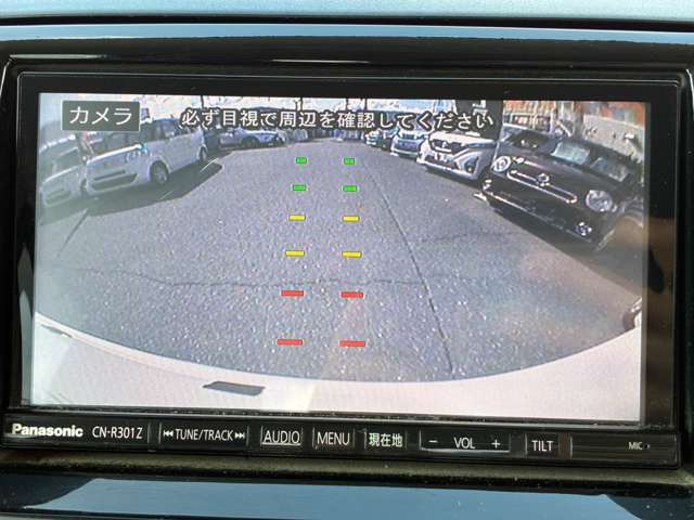 �o�b�N�J�����t����