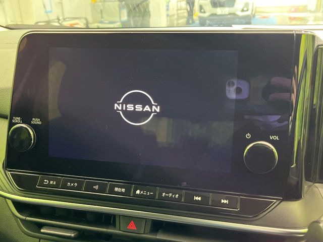 �y����9�^�i�r�z�l�C�̏����i�r�𑕔��B�I�[�f�B�I�@�\���[�����Ă���ABluetooth�ڑ�����΂������̃X�}�z��MP3�v���C���[�̉��y���Đ��\!�����̉^�]������Ɋy�����Ȃ�܂�!!