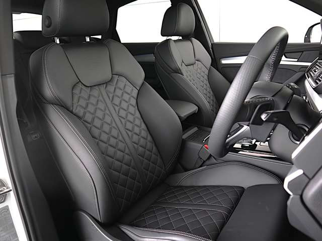 Q5スポーツバックSライン ダイナミック エディション ディーゼル 4WD