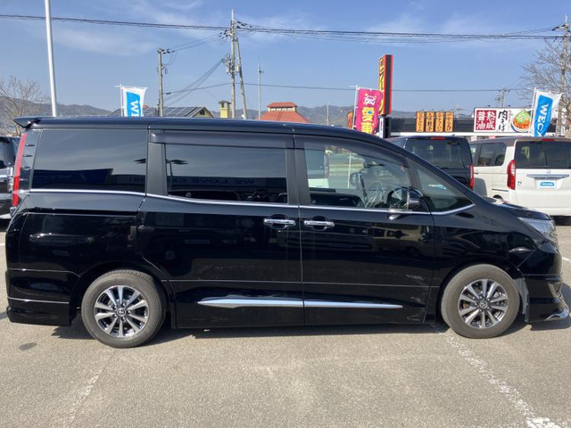 エスクァイア2.0 Gi プレミアムパッケージ ブラックテイラード