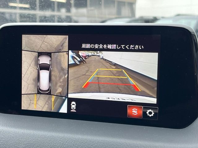 �y360&deg;�r���[���j�^�[�z��p�̃J�����ɂ��A�ォ�猩���낵���悤�Ȏ��_��360�x�N���}�̎��͂��m�F���邱�Ƃ��ł��܂������p�������m�F���₷���A�����ꏊ�ł̐؂�Ԃ��⒓�Ԃ��X���[�Y�ɍs���܂��B