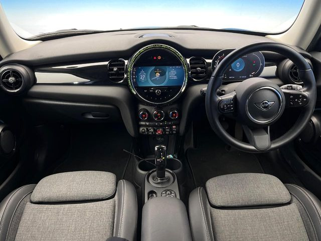 �A���ԃO���[�v���݌ɐ���2,000��!�S���̌n��X���烁�[�J�[�E�Ԏ��킸���Љ�o����̂ŁA���Ȃ��Ƀs�b�^���̂��Ԃ�������͂��ł���܂��͂��₢���킹��������