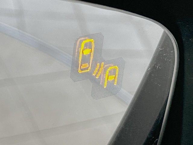 �y�u���C���h�X�|�b�g���j�^�����O�z���s���A�h�A�~���[�̎��p�ɂȂ�₷���ӏ��Ɍ㑱�Ԃ��ڋ߂���ƃT�C�h�~���[�t�߂Ɍx����\���A�h���C�o�[�ɒ��ӊ��N�����Ă���܂��B