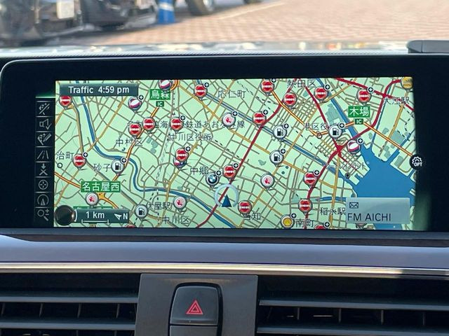 �������i�r:��̊��̂���i�r�́A����������ԓ������o���Ă���܂��BBluetooth�Đ��ȂǃI�[�f�B�I�@�\���[�����Ă���܂��̂ŁA�^�]�����y���߂܂���