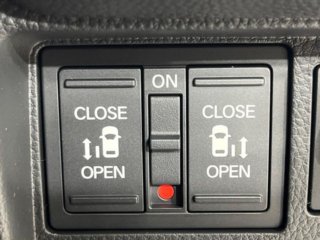 �y�����p���[�X���C�h�h�A�z�X�}�[�g�L�[��^�]�Ȃ̃X�C�b�`�Ō�ȗ����X���C�h�h�A�̊J���\���d��������͂����ăh�A���J����K�v�������A�����Ȃ��q�l�ł��ȒP�ɊJ���߂ł����K�ł���