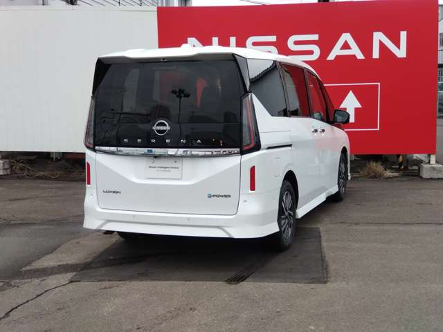 セレナ1.4 e-POWER ルキシオン