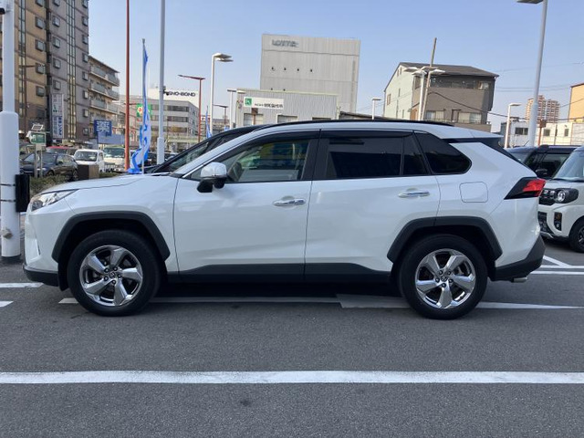 RAV42.0 G 4WD
