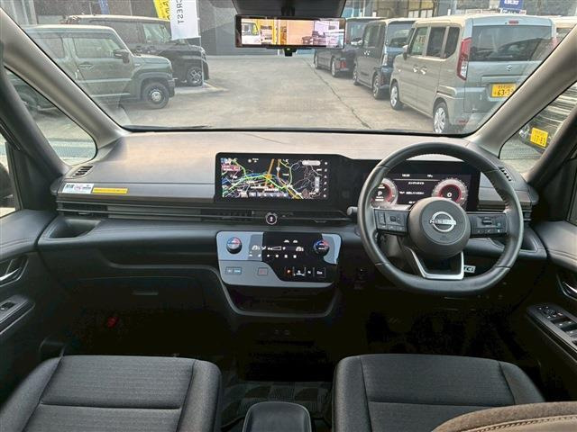 セレナ1.4 e-POWER ハイウェイスターV