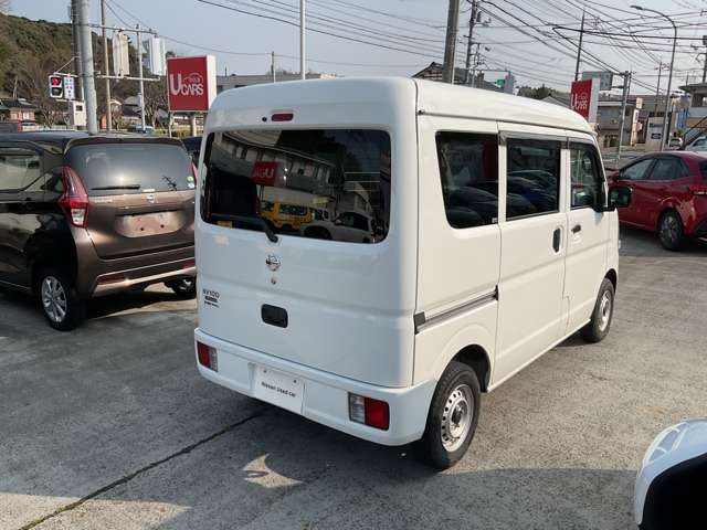 NV100クリッパーDX ハイルーフ 5AGS車 4WD