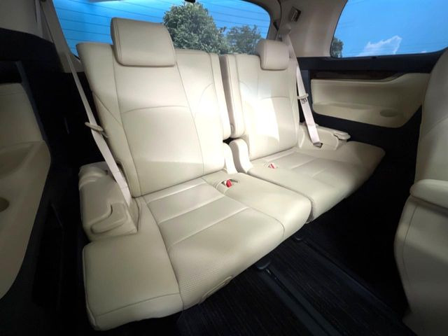 3��ڃV�[�g�͂�������ԗǍD����l�ł��������ƍ����Ē����܂��̂ŁA��l���ł̂��o���������N���N�ł��􂲉Ƒ��ŁA�C�̒m�ꂽ���ԂŁA�h���C�u�ɍs���̂��y���݂ł��ˁ�