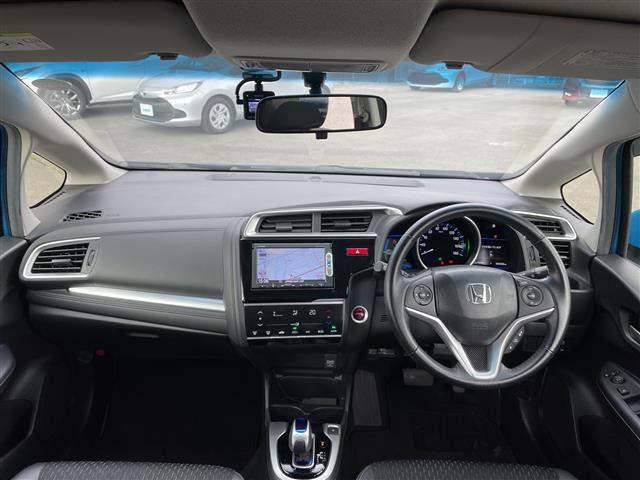 フィット1.5 ハイブリッド Lパッケージ