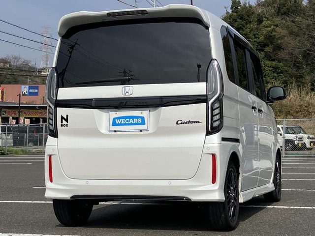N-BOXカスタムL ターボ スタイルプラス ブラック