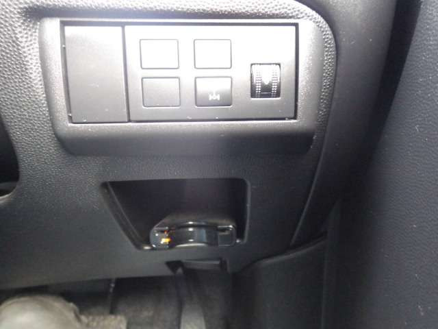 デミオ1.3 13C 4WD