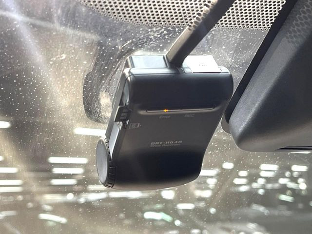 �y�h���C�u���R�[�_�[�z�h���C�u���R�[�_�[����!���s���͂������A������^�]�⎖�̂ɑ��������ہA�f���ŋL�^���A����̃��X�N�ɔ����܂��B���L�^�pSD�J�[�h�͂��q�l�����g�ł��������������K�v������܂��B