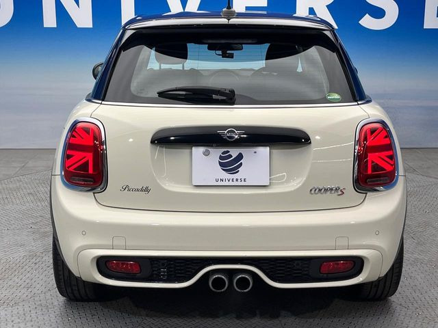 �����X�ł͑�O�ҋ@�ւɂ��ԗ��i���Ӓ�𓱓����A�C�����Ԃ�r���B�Ӓ菑�����s����܂��̂ŁA�ς��ƌ��������ł͕�����Ȃ��ӏ��܂Ŕ[��������ł��������������܂��B���ꕔ�����{�̏ꍇ���������܂��B