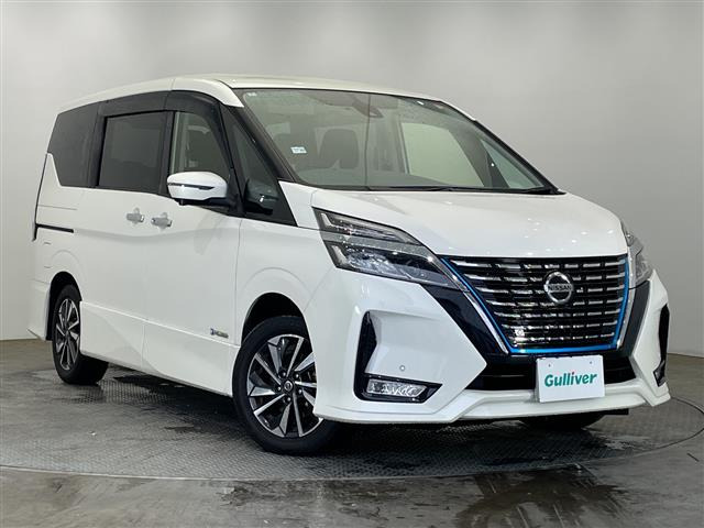 セレナ1.2 e-POWER ハイウェイスターV