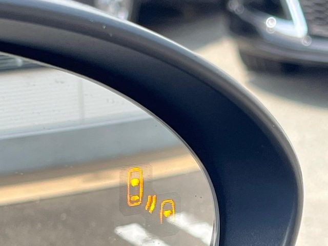 �y�u���C���h�X�|�b�g���j�^�����O�z���s���A�h�A�~���[�̎��p�ɂȂ�₷���ӏ��Ɍ㑱�Ԃ��ڋ߂���ƃT�C�h�~���[�t�߂Ɍx����\���A�h���C�o�[�ɒ��ӊ��N�����Ă���܂��B