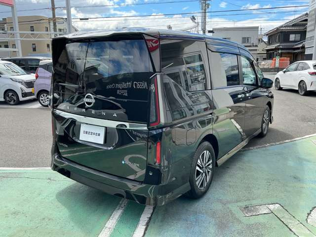 セレナ1.4 e-POWER ルキシオン