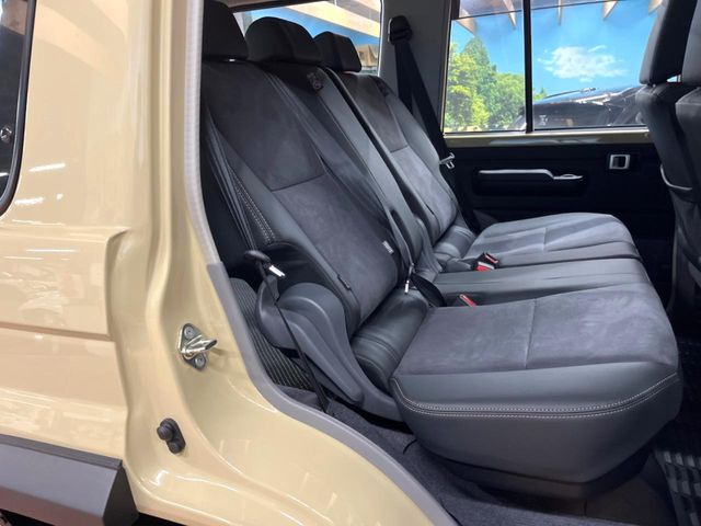 �L�X�Ƃ���2��ڃV�[�g�͋��Z���������A���S�n�����K!�F�B��Ƒ��Ƃ̂��o�����ɂ҂�����ł��B�x�r�[�V�[�g��`���C���h�V�[�g�g�p�������K�ɂ��߂�������������\���ȋ�Ԃ��m�ۂ��Ă��܂��B