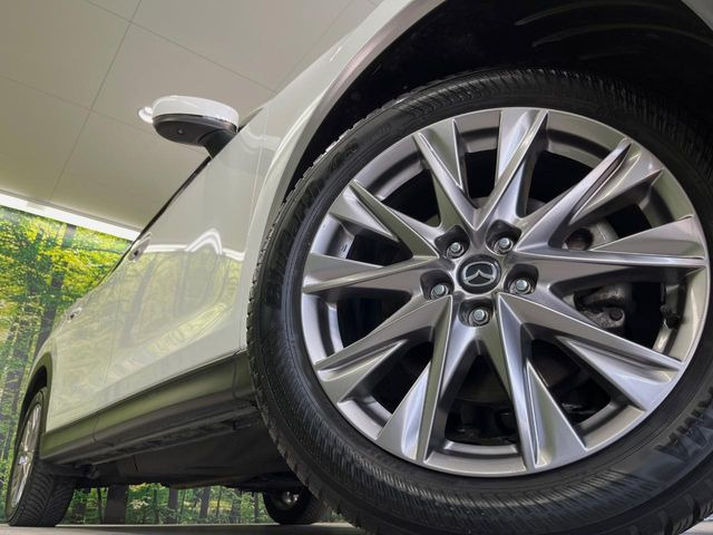 �O�ςɃ}�b�`���������A���~�z�C�[���𑕒����Ă���܂��B�e��ЊO�A���~�z�C�[����A�X�^�b�h���X�^�C�����戵�����Ă���܂��B���񂲑��k����������