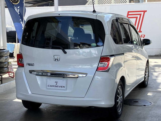 フリード1.5 G プレミアムエディション