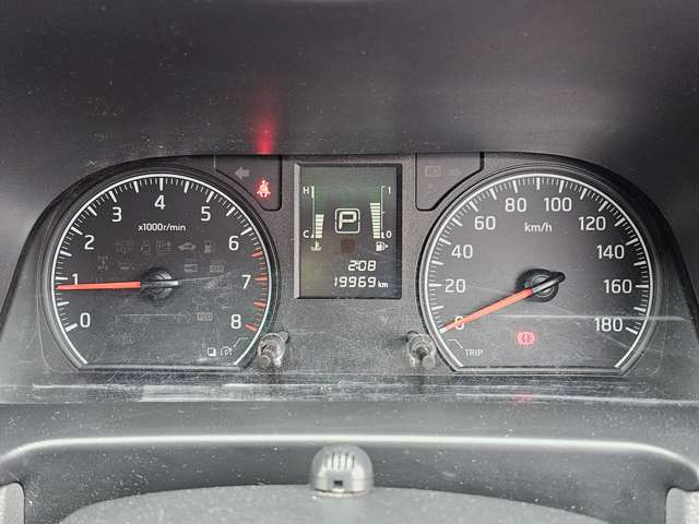 NV350キャラバン2.0 DX ロング