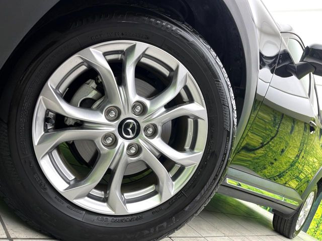 �y����16�C���`�A���~�z�C�[���z�O�ςɃ}�b�`���������A���~�z�C�[���𑕒����Ă���܂��B�e��ЊO�A���~�z�C�[����A�X�^�b�h���X�^�C�����戵�����Ă���܂��B���񂲑��k����������