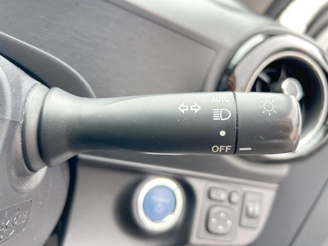 �y�I�[�g���C�g�z����̖��邳�ɉ����Ď����Ńw�b�h���C�g�̓_���E�������ł���@�\�ł�!���C�g�̕t���Y��E�����Y��Ȃǂ������Ȃ�A�J�̓���[���̑��s�����S!�g���l���ʉߎ����֗��ł��ˁ�