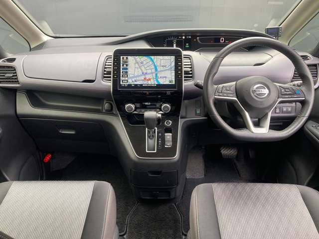 セレナ2.0 ハイウェイスターV