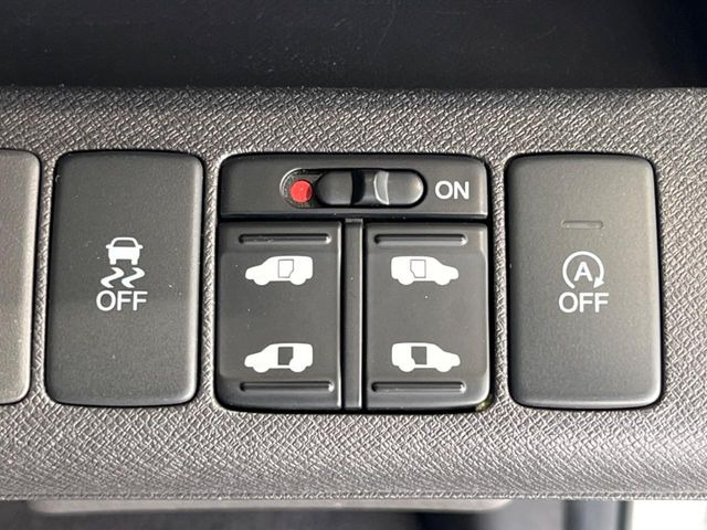 �y�����p���[�X���C�h�h�A�z�X�}�[�g�L�[��^�]�Ȃ̃X�C�b�`�Ō�ȗ����X���C�h�h�A�̊J���\���d��������͂����ăh�A���J����K�v�������A�����Ȃ��q�l�ł��ȒP�ɊJ���߂ł����K�ł���