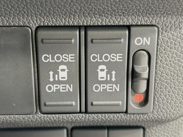 �y�����p���[�X���C�h�h�A�z�X�}�[�g�L�[��^�]�Ȃ̃X�C�b�`�Ō�ȗ����X���C�h�h�A�̊J���\���d��������͂����ăh�A���J����K�v�������A�����Ȃ��q�l�ł��ȒP�ɊJ���߂ł����K�ł���