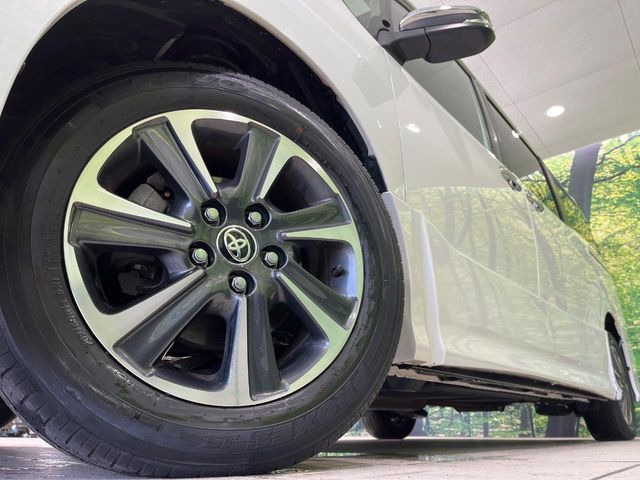 �y����16�C���`�A���~�z�C�[���z�O�ςɃ}�b�`���������A���~�z�C�[���𑕒����Ă���܂��B�e��ЊO�A���~�z�C�[����A�X�^�b�h���X�^�C�����戵�����Ă���܂��B���񂲑��k����������