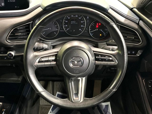 �y�����v�����X�e�A�����O�z�㎿�Ȋv���g�p���邱�ƂŁA��ɂ����������݂ƂĂ��^�]���₷���n���h���ł���