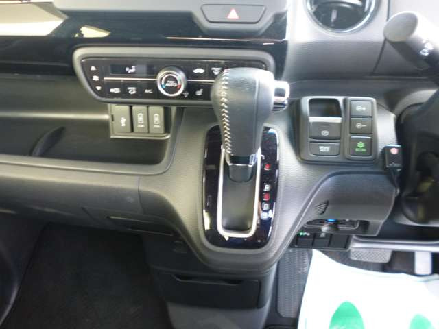 ����Ȃւ̈ړ����X���[�Y�ɂ�����C���p�l�V�t�g���̗p!�������L�X�A�������!�܂���������ɂ�������肪����܂��B���[�͂����C���������B�U�炩�肪���Ȏԓ����X�b�L��!