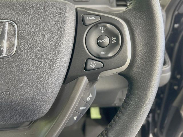 �y�A�_�v�e�B�u�N���[�Y�R���g���[���z�������H�ł̒��������s���y��!!�����ő��x��ۂN���[�Y�R���g���[�����A�Փˌy���V�X�e���ƘA�g���A�O���̎ԗ������m���ĎԊԂ�ۂ悤�ɑ��x���߂��Ă���܂�!!