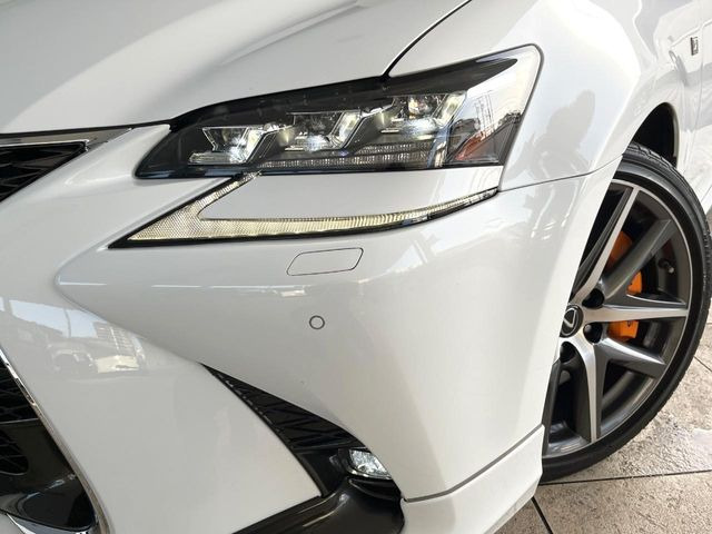 �y�O��LED�w�b�h���C�g�z�X�^�C���b�V���Ȍ����ڂ̎O��LED�w�b�h���C�g�𑕔���X�^�C�������łȂ��A��Ԃ̑��s�����E�ǍD�ň��S���Ă���肢�������܂��B