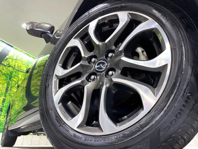 �y����16�C���`�A���~�z�C�[���z�O�ςɃ}�b�`���������A���~�z�C�[���𑕒����Ă���܂��B�e��ЊO�A���~�z�C�[����A�X�^�b�h���X�^�C�����戵�����Ă���܂��B���񂲑��k����������